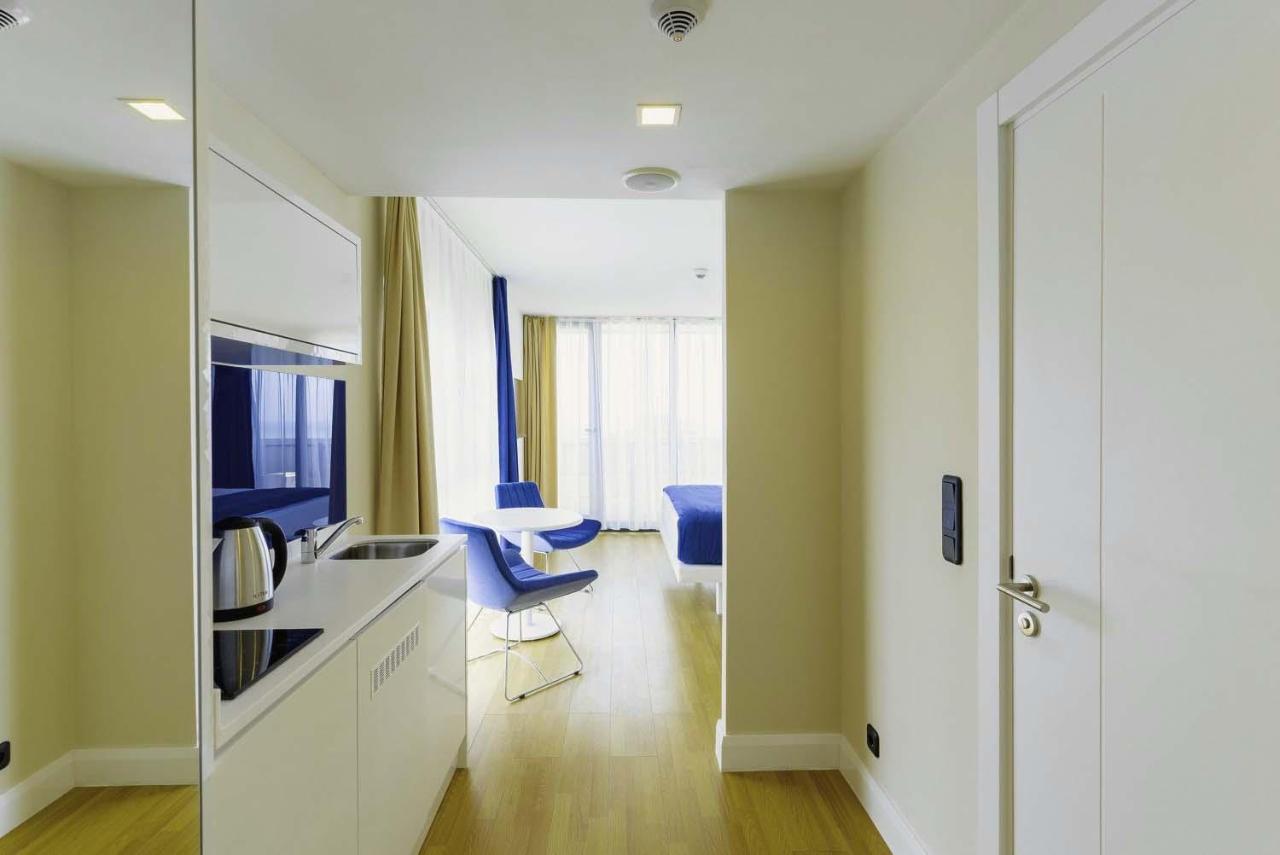Elegance Sea View Aparthotel In Orbi City Batumi Bagian luar foto