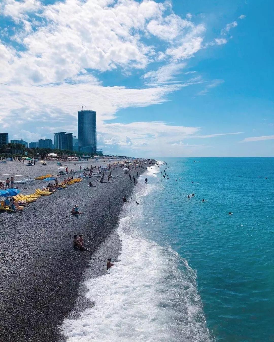 Elegance Sea View Aparthotel In Orbi City Batumi Bagian luar foto