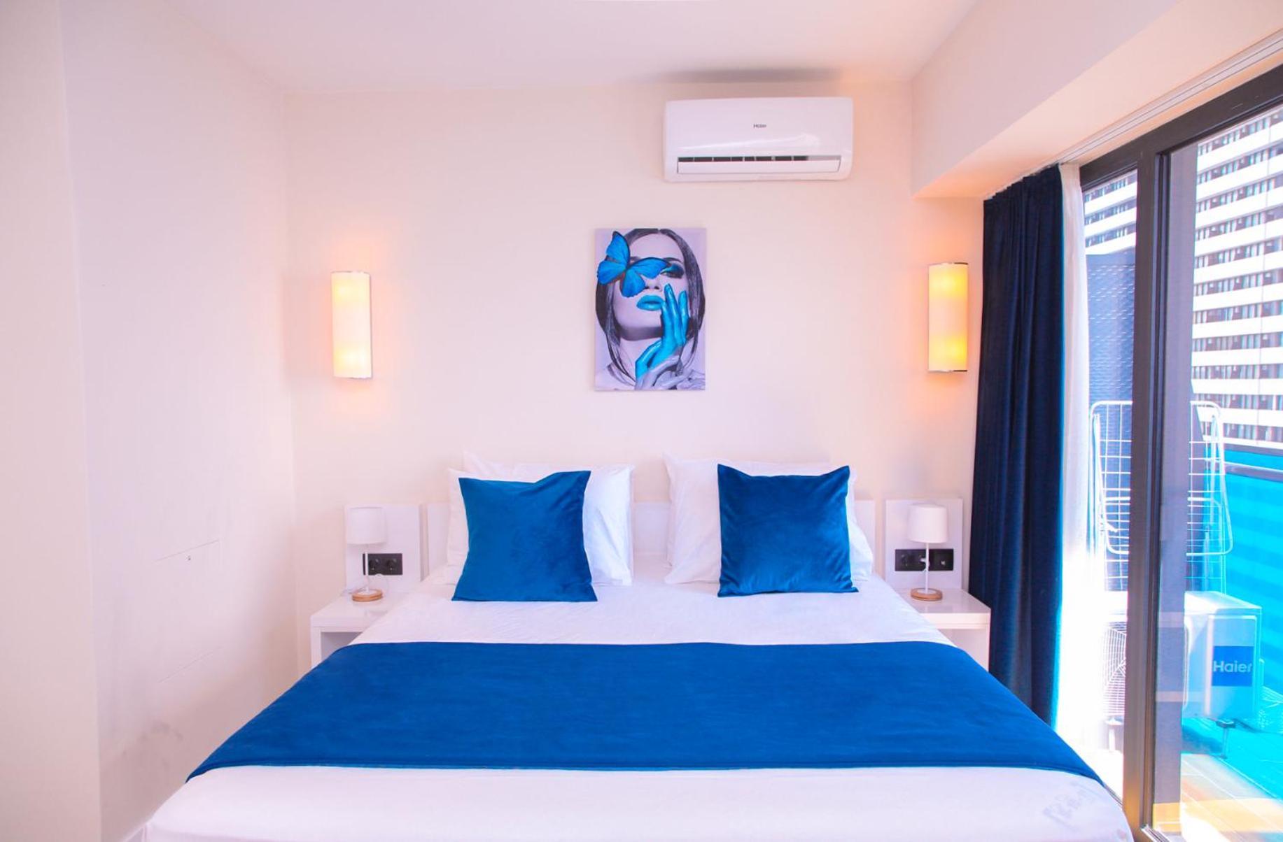 Elegance Sea View Aparthotel In Orbi City Batumi Bagian luar foto