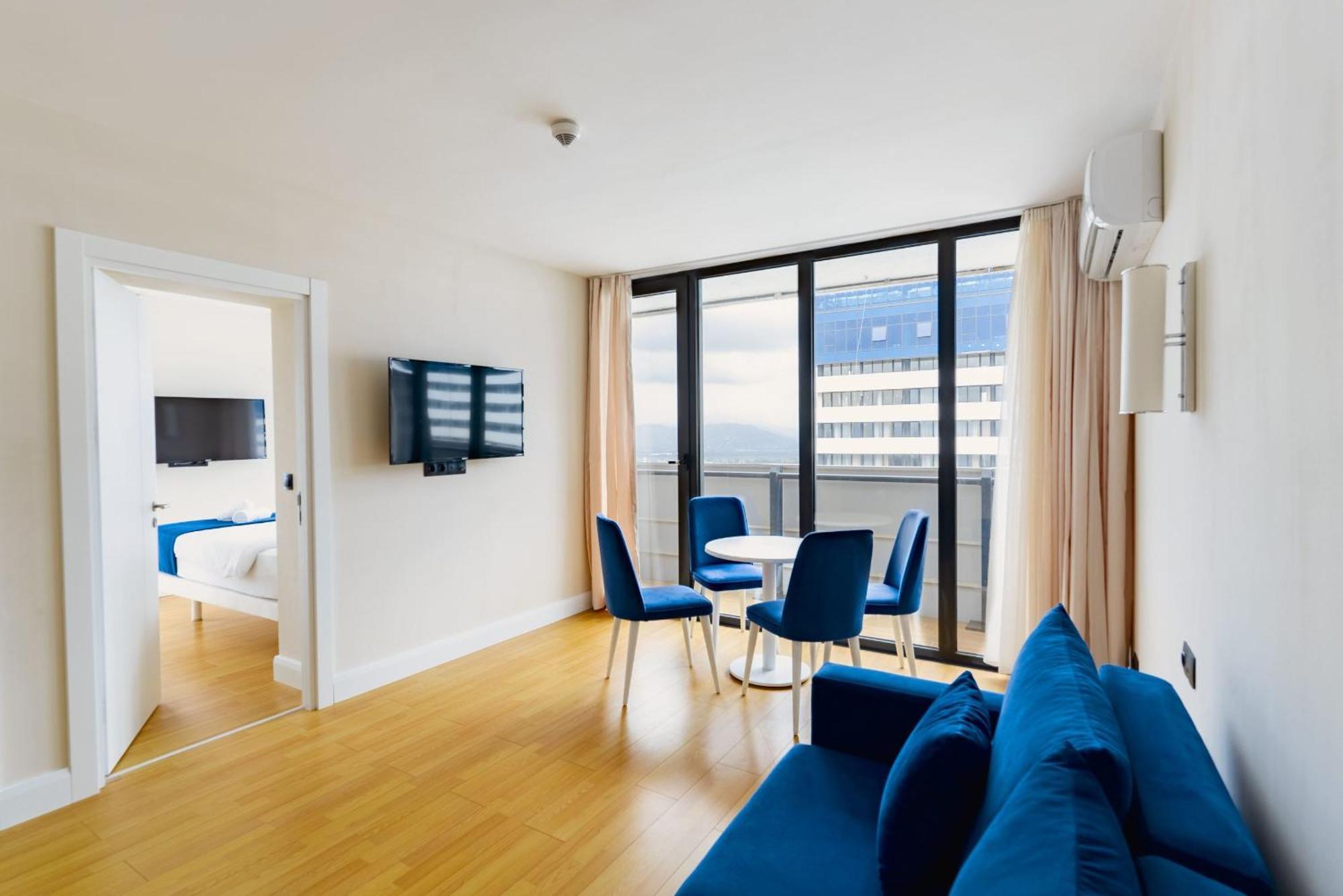 Elegance Sea View Aparthotel In Orbi City Batumi Bagian luar foto